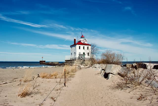 Fairport Harbor West Breakwater Light - Image 1