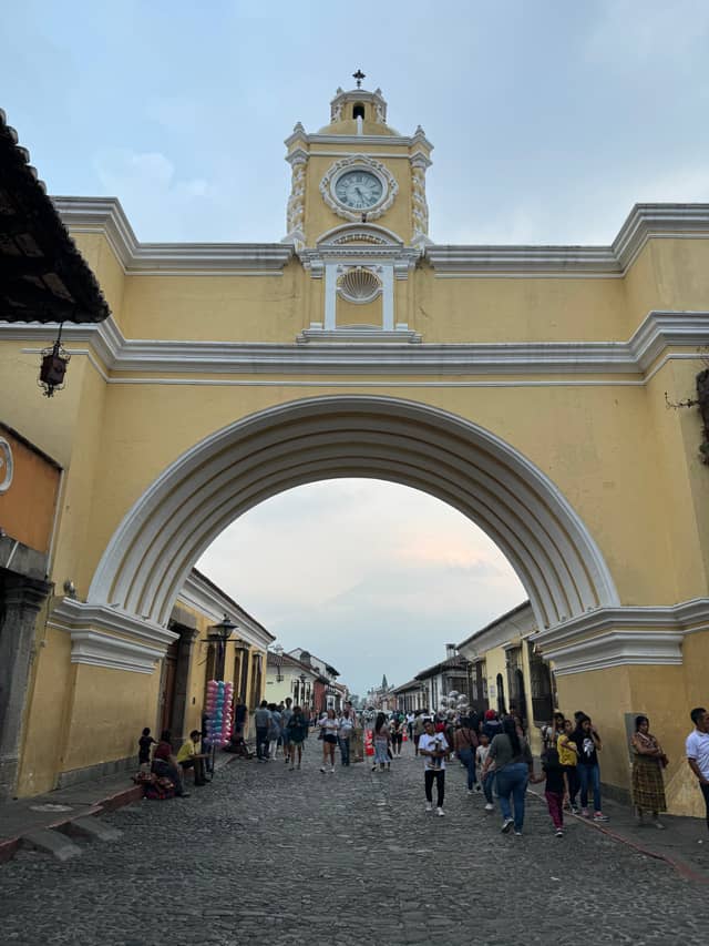 Santa Catalina Arch - Image 1