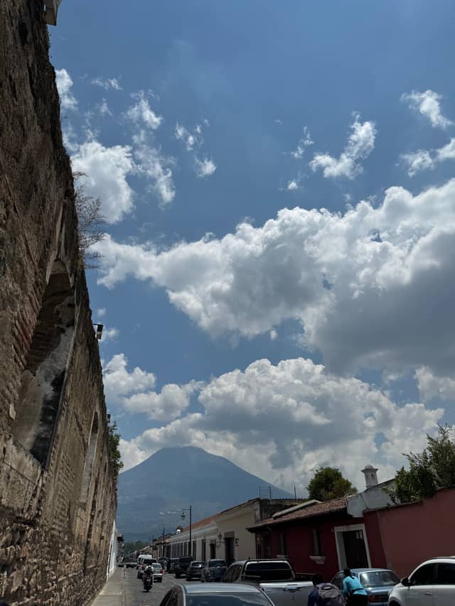 Antigua Street View with Volcán de Agua - Image 1