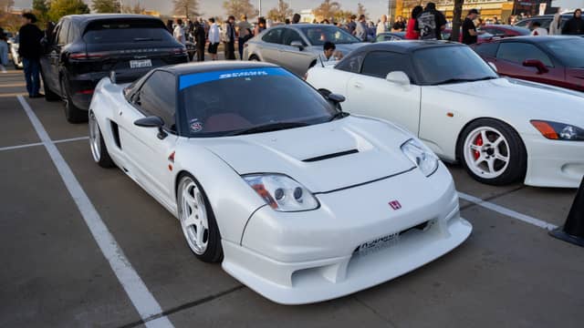 Grandscape Car Meet - Image 1