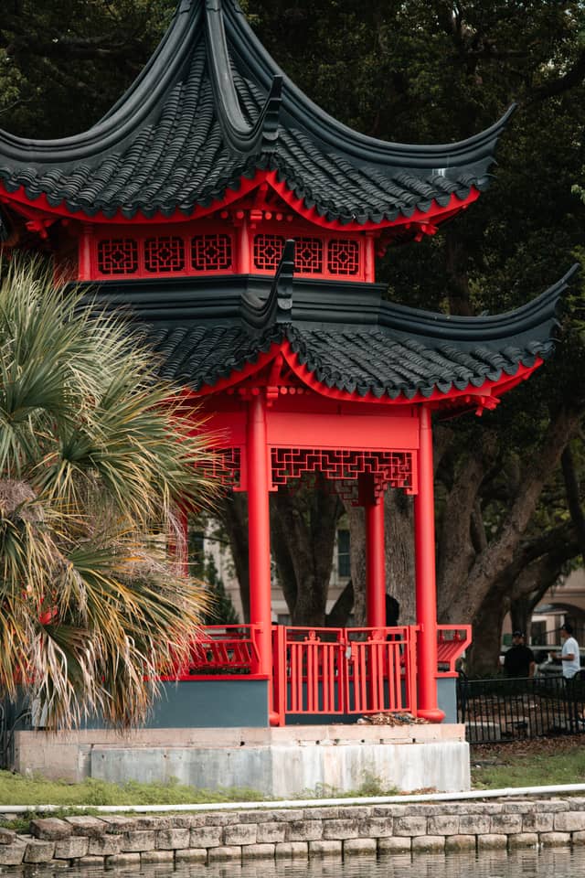 Ting Pavilion at Lake Eola Park - Image 1