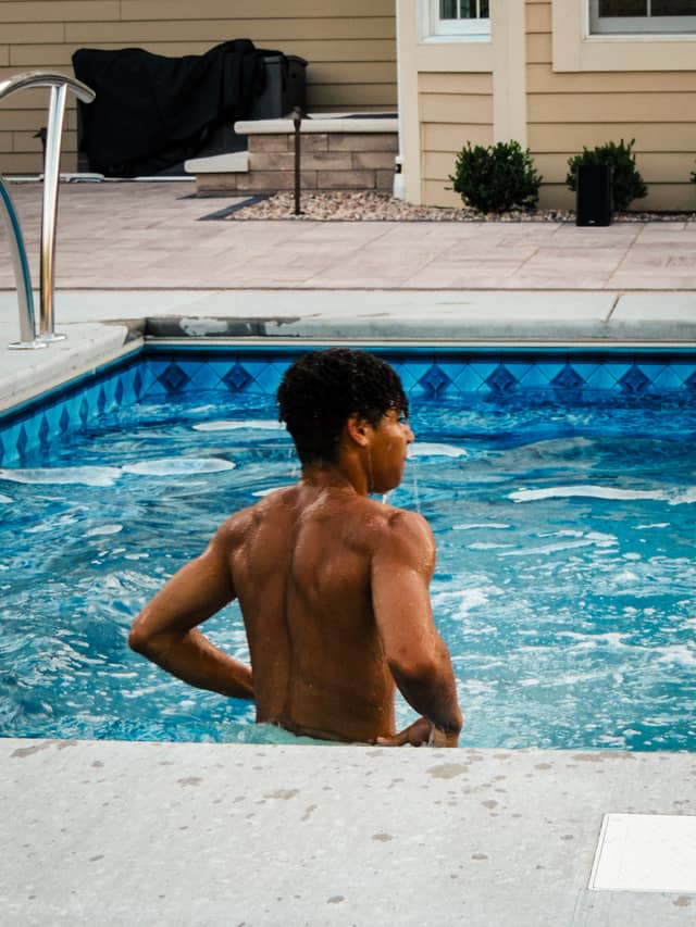 Geneva Poolside Retreat - Image 1