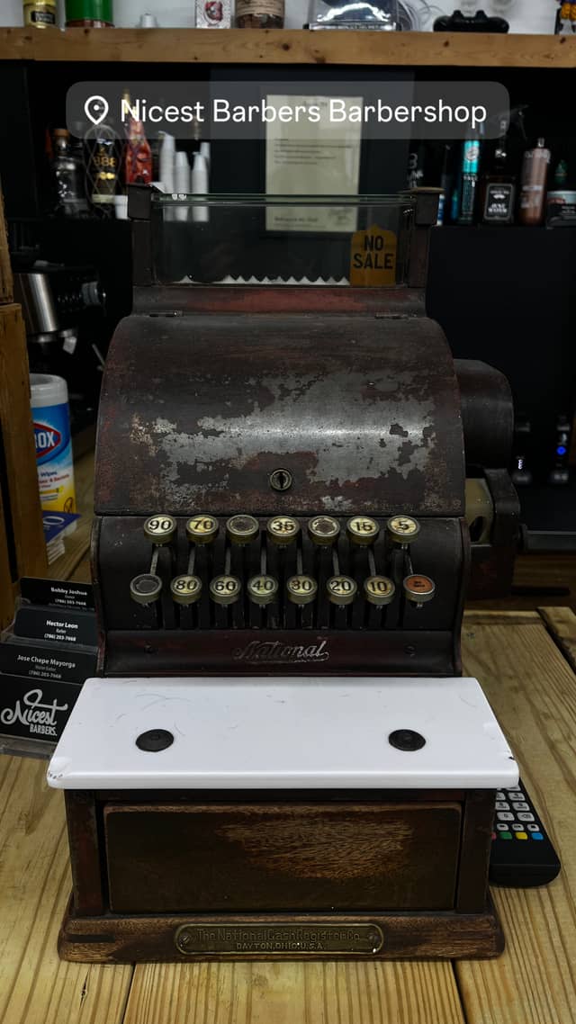 Nicest Barbers Barbershop - Image 1