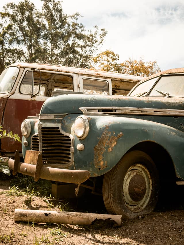 Vintage Car Graveyard Atibaia - Image 1