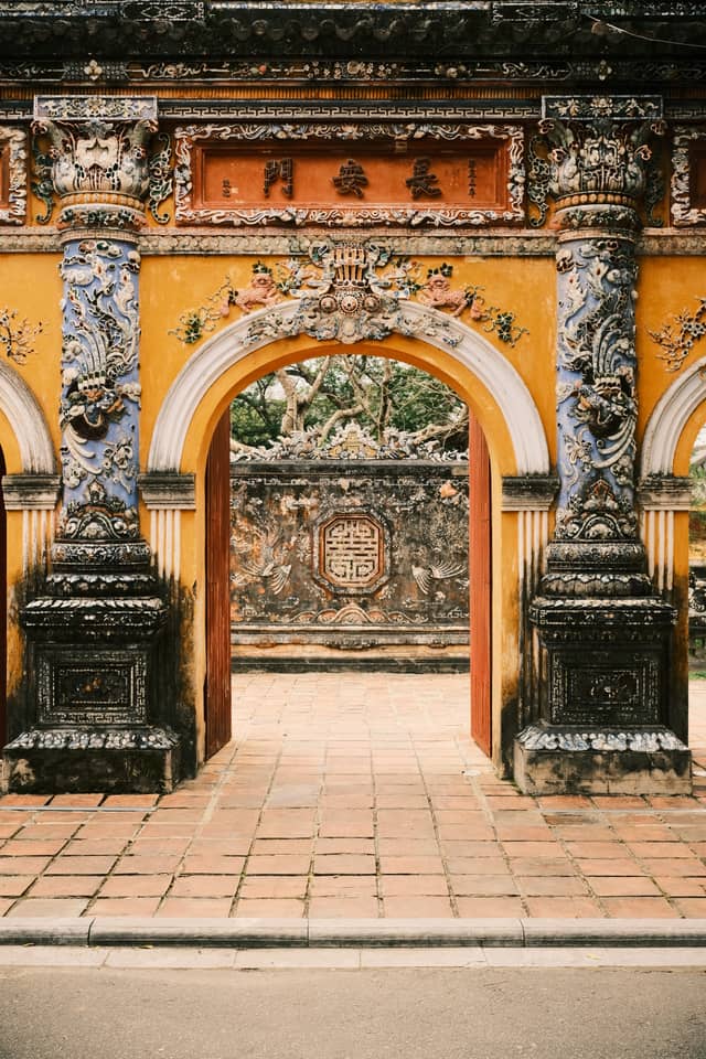 Truong An Gate, Hue Imperial City - Image 1