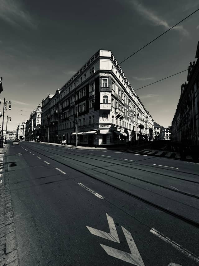 Národní Avenue Corner Building - Image 1