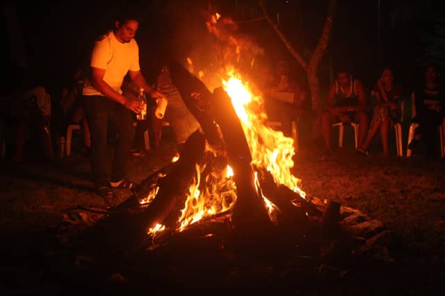 Santo Domingo Norte Night Bonfire - Image 1