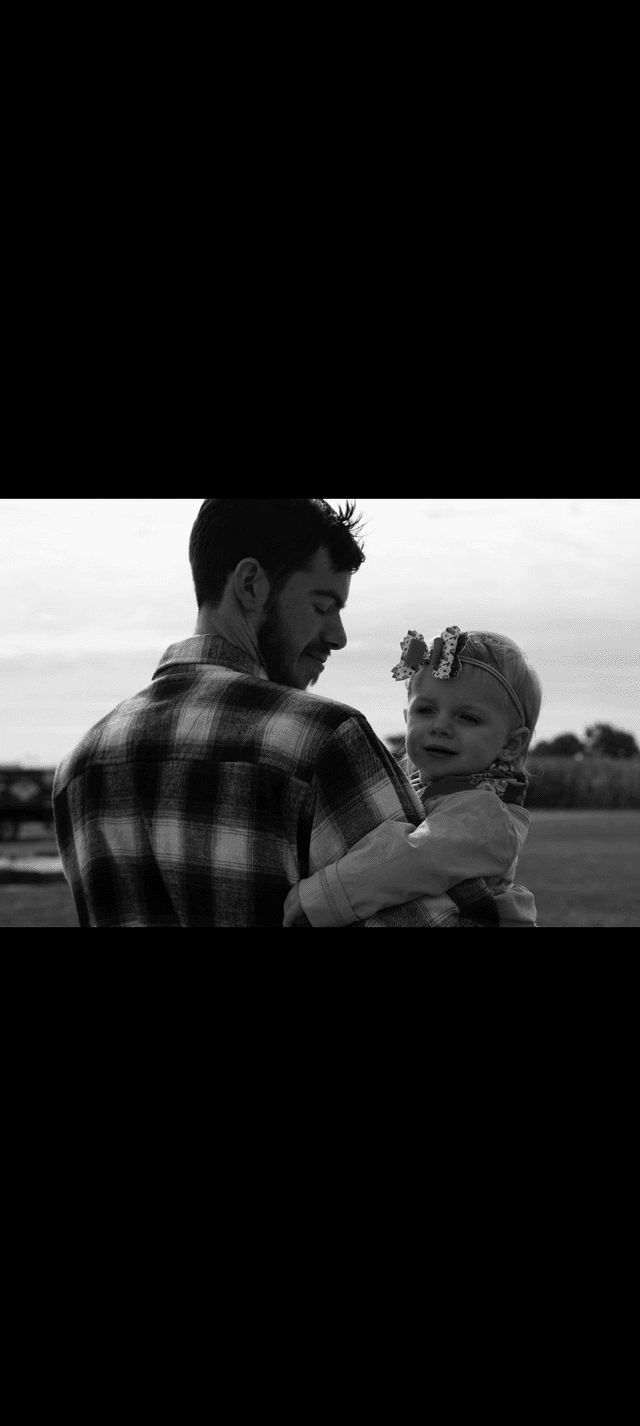 Casey Rural Portrait Field - Image 1