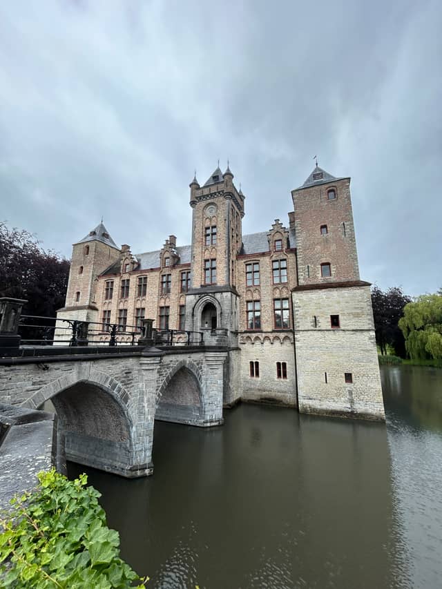 Tillegem Castle - Image 1