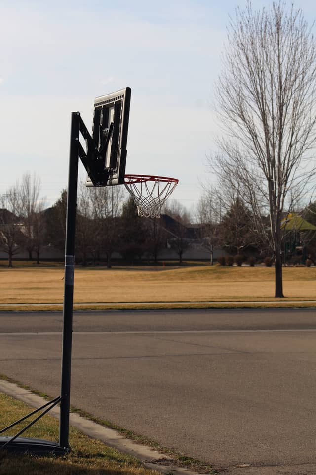 Silver Springs Neighborhood Court - Image 1