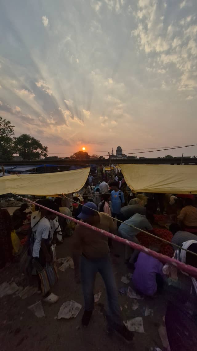 Tower Chowk Market - Image 1
