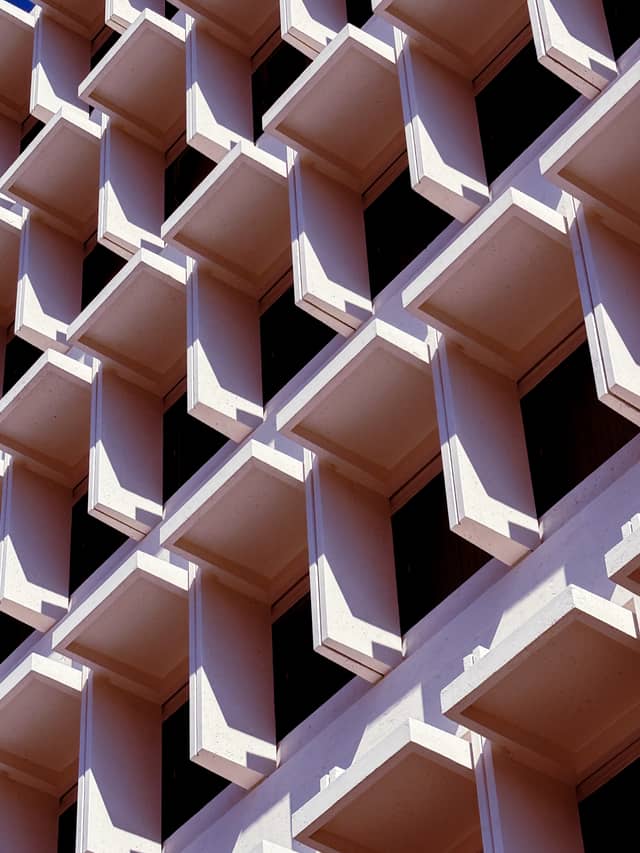 Social Science Tower, UC Irvine - Image 1