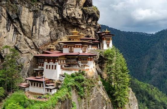 Paro Taktsang (Tiger's Nest) - Image 1