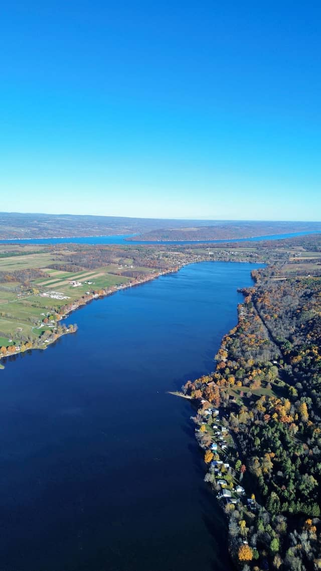 Waneta Lake - Image 1
