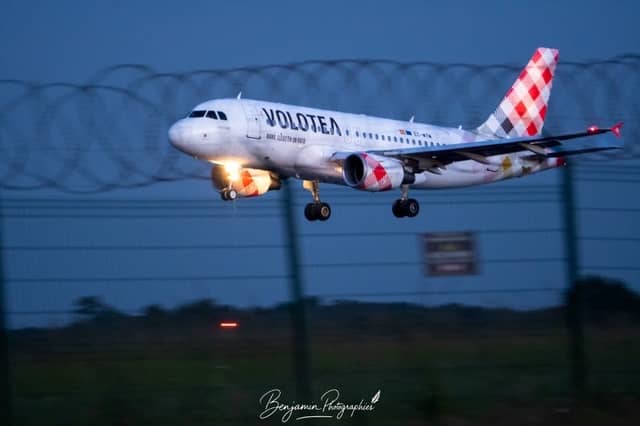 Nantes Atlantique Airport Plane Spotting - Image 1