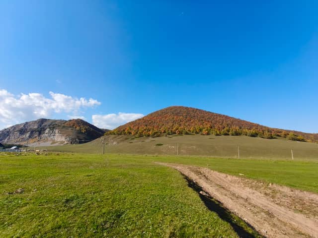 Ukly Kaya Rock, Tash-Asty - Image 1