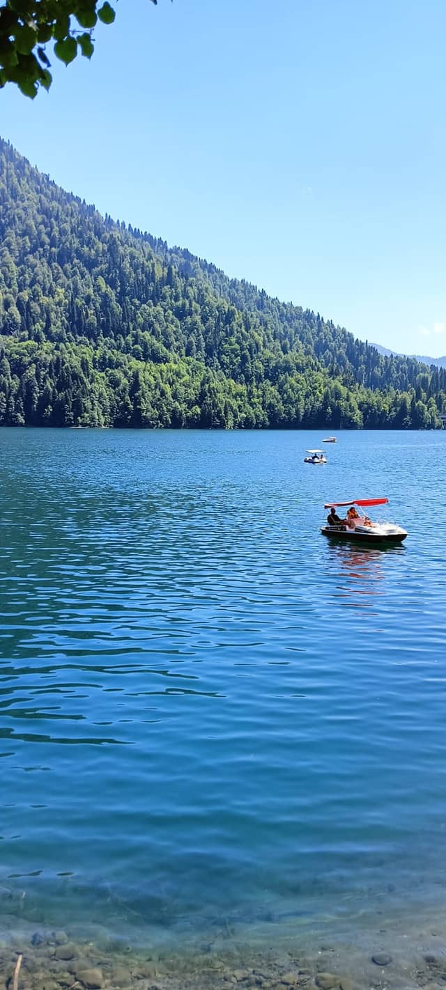 Lake Ritsa - Image 1