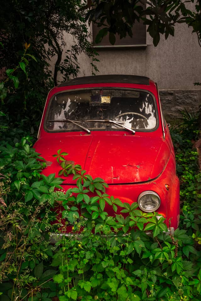 Vintage Fiat 500 in Tirano - Image 1