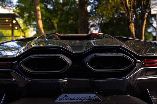 Severen Park Automotive Spot - Image 1