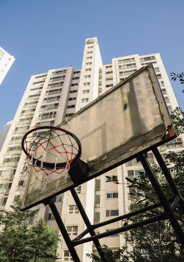 Bojeong-dong Residential Basketball Court - Image 1