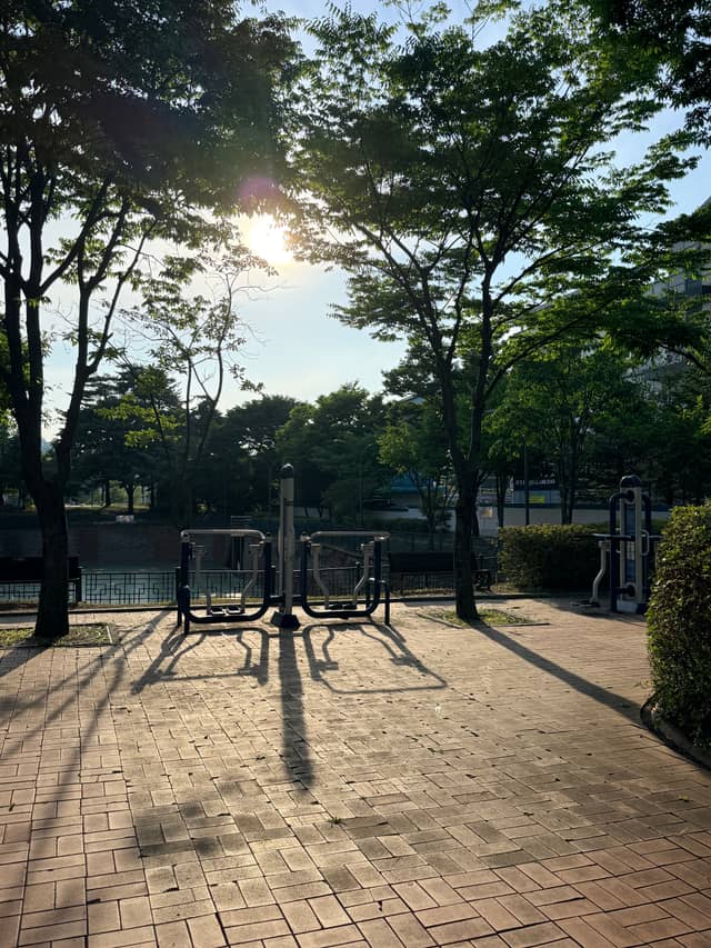 Bojeong-dong Riverside Park - Image 1