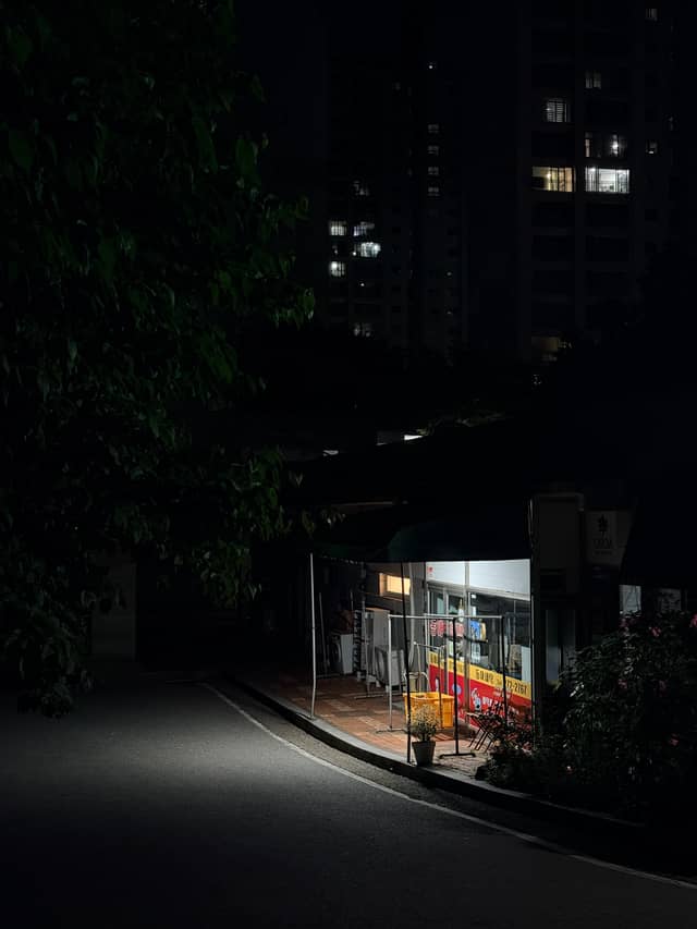 Bojeong-dong Night Corner - Image 1