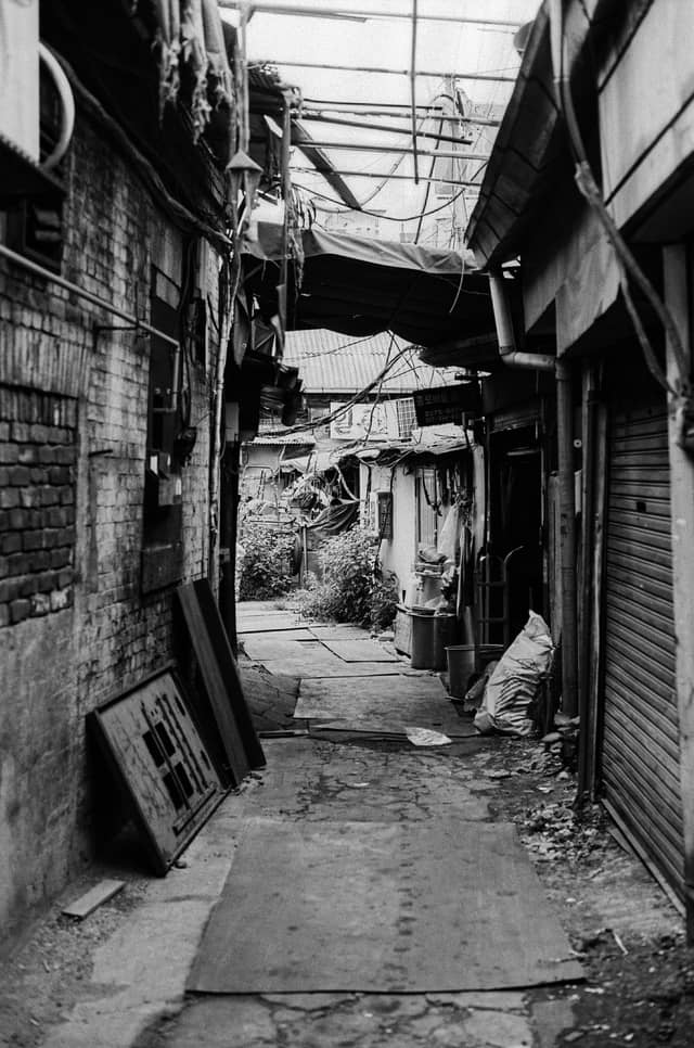 Jongno Back Alleys - Image 1