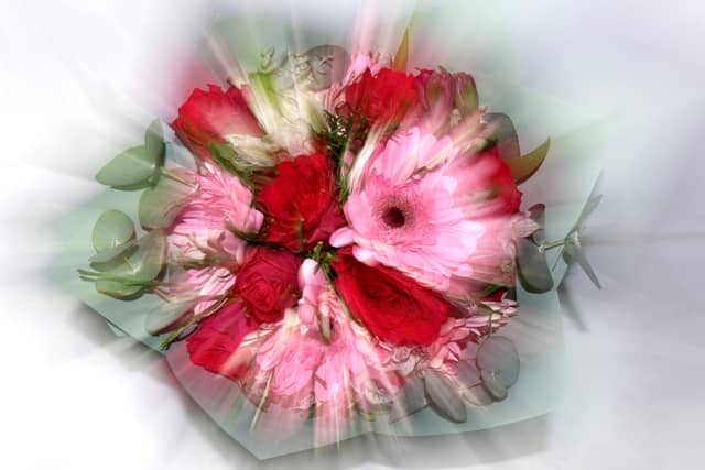Velike Lašče Floral Arrangement - Image 1