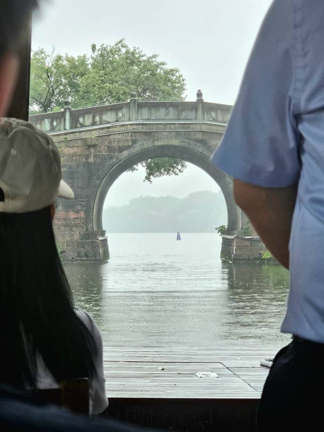 West Lake Stone Bridge - Image 1