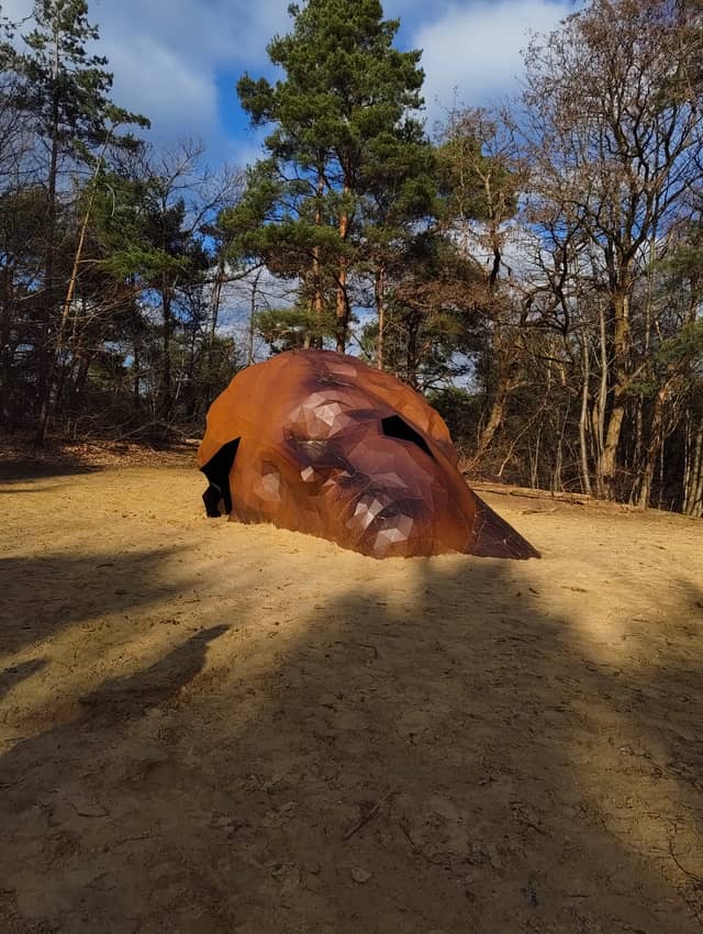 Slapende Reus (Sleeping Giant) Sculpture - Image 1