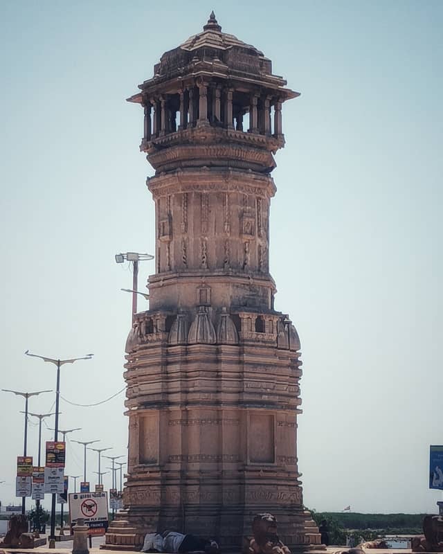 Kirti Stambh, Dwarka - Image 1