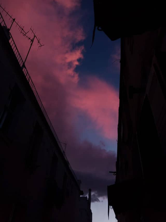 Tunis Medina Alleyway Sky - Image 1