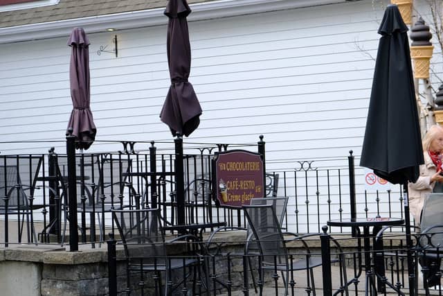 Chocolaterie Cafe-Resto Patio - Image 1