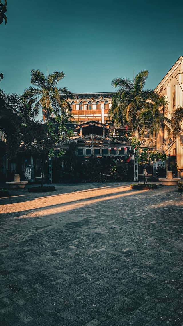 The Slipway, Dar es Salaam - Image 1