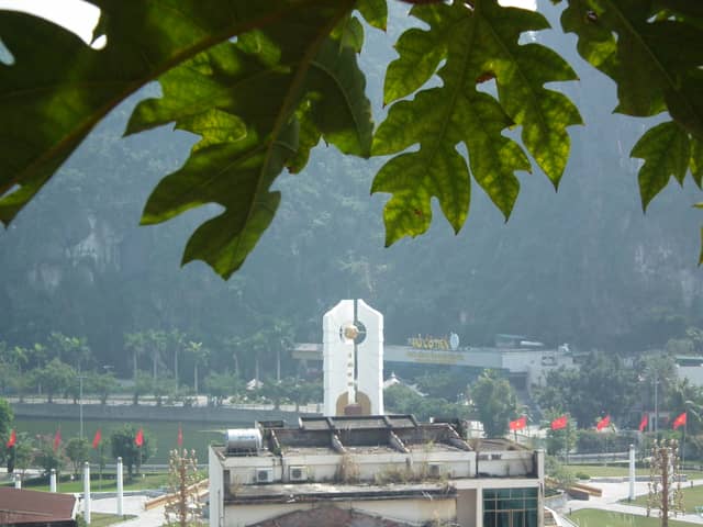Quang Ninh Martyrs Memorial, Ha Long - Image 1