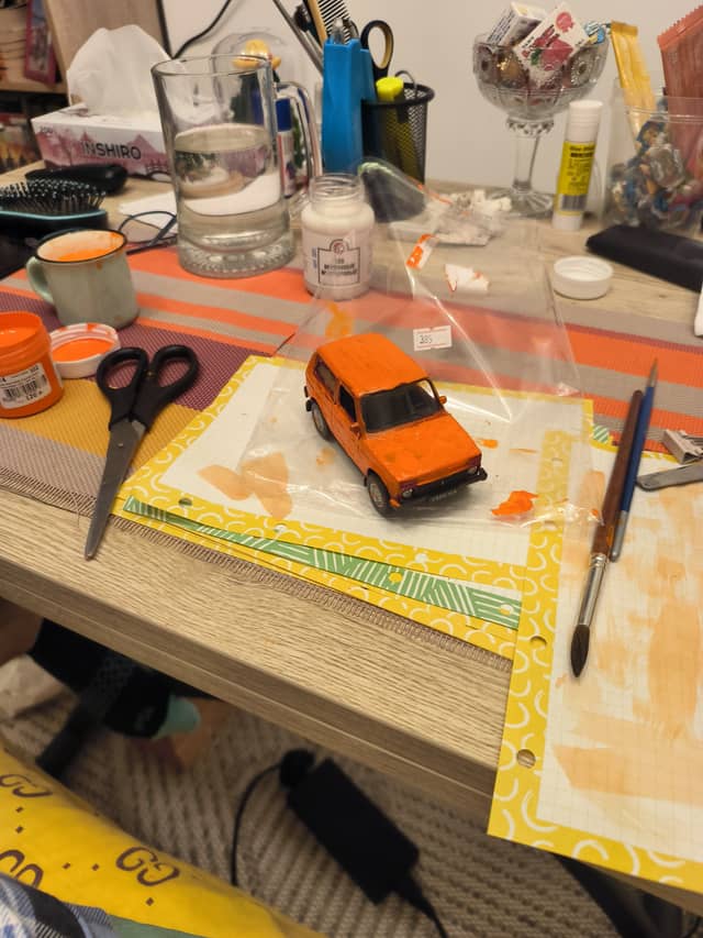Hobbyist's Model Workshop - Image 1