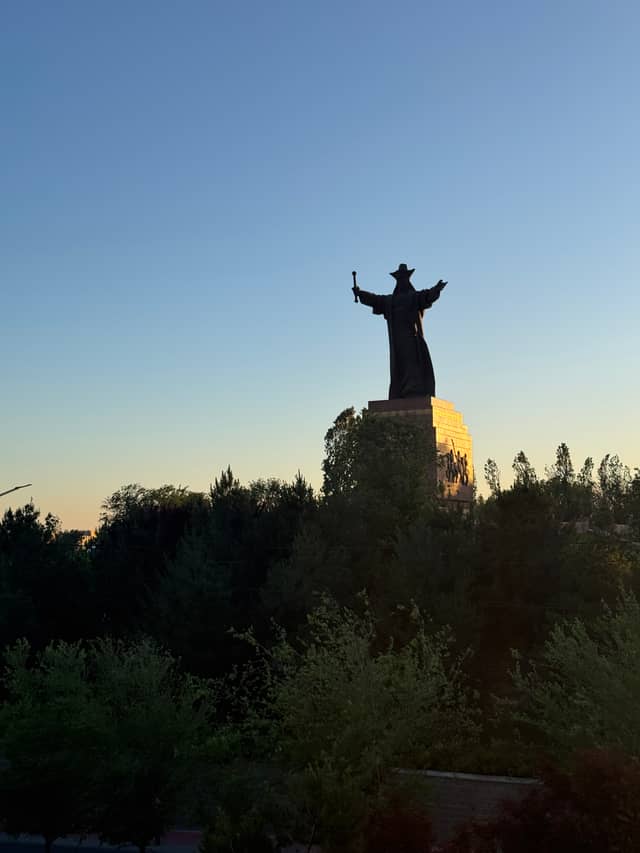 Baidibek Bi Monument - Image 1