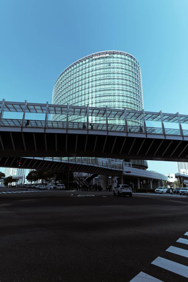 Fujifilm Business Innovation Yokohama Minatomirai Office - Image 1