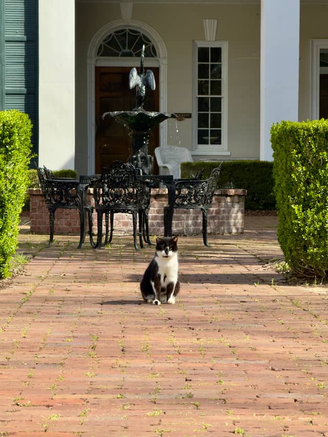 Monmouth Historic Inn & Gardens - Image 1