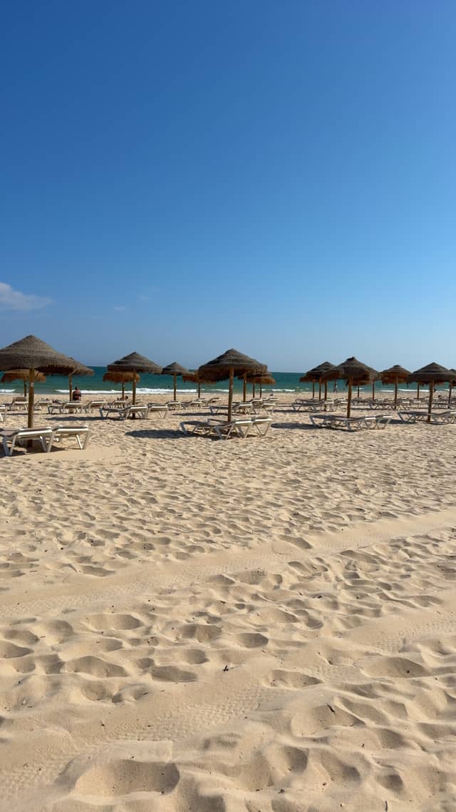 Praia da Manta Rota - Image 1