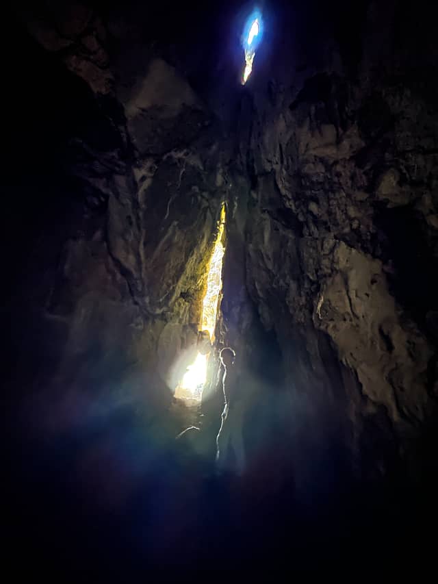 Winnemucca Mountain Cave Crevice - Image 1