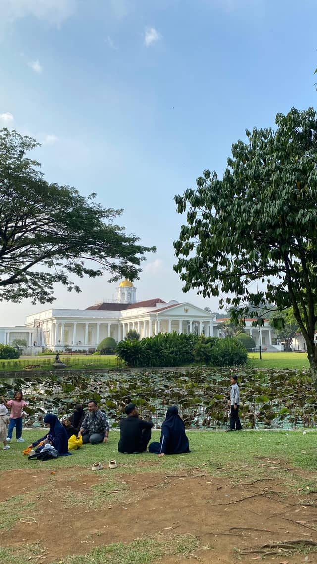 Bogor Presidential Palace - Image 1