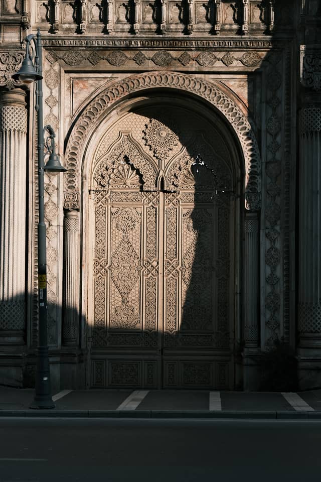 Çırağan Palace Gate - Image 1