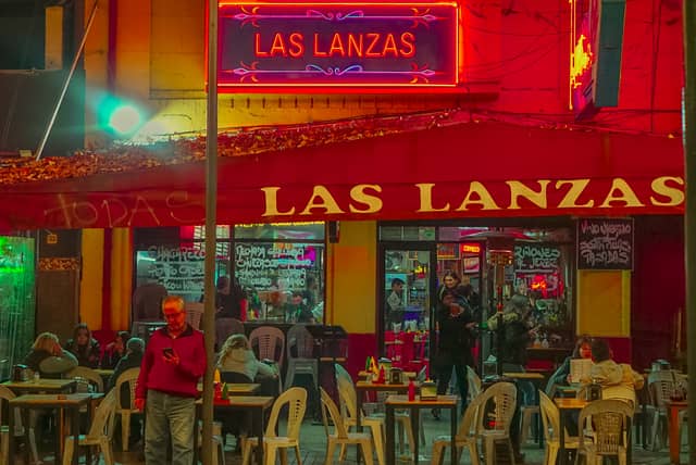 Las Lanzas, Plaza Ñuñoa - Image 1
