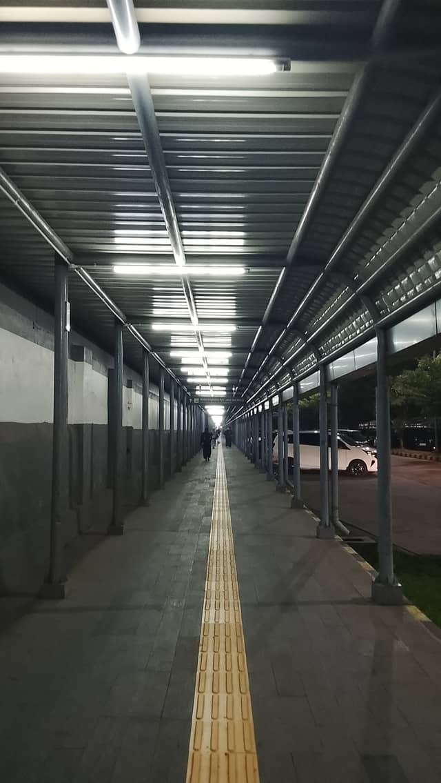 Bandung Station Pedestrian Walkway - Image 1