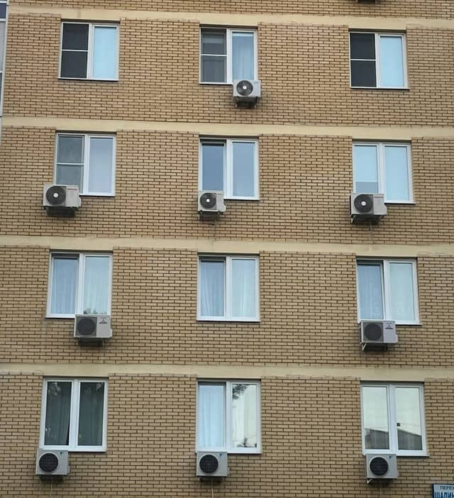 Yekaterinburg Residential Facade - Image 1