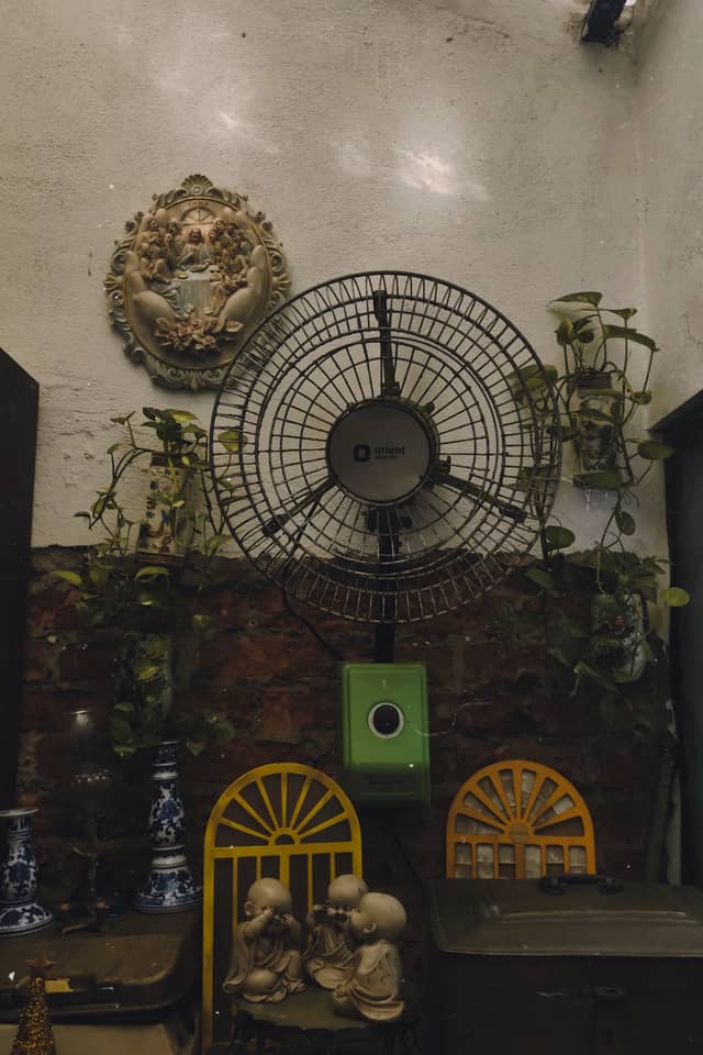 Fontainhas Heritage Cafe Interior - Image 1