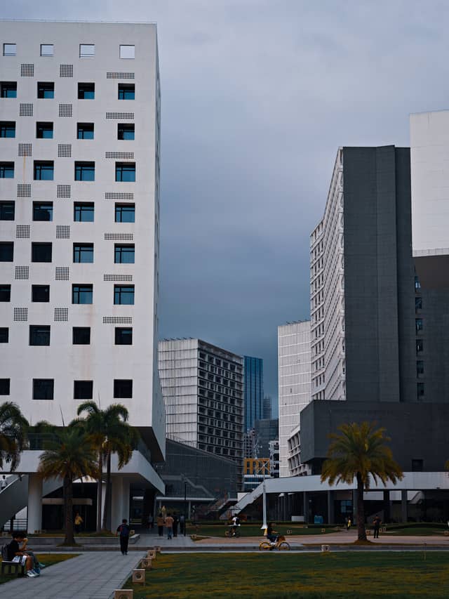 Shenzhen Library and Concert Hall Plaza - Image 1