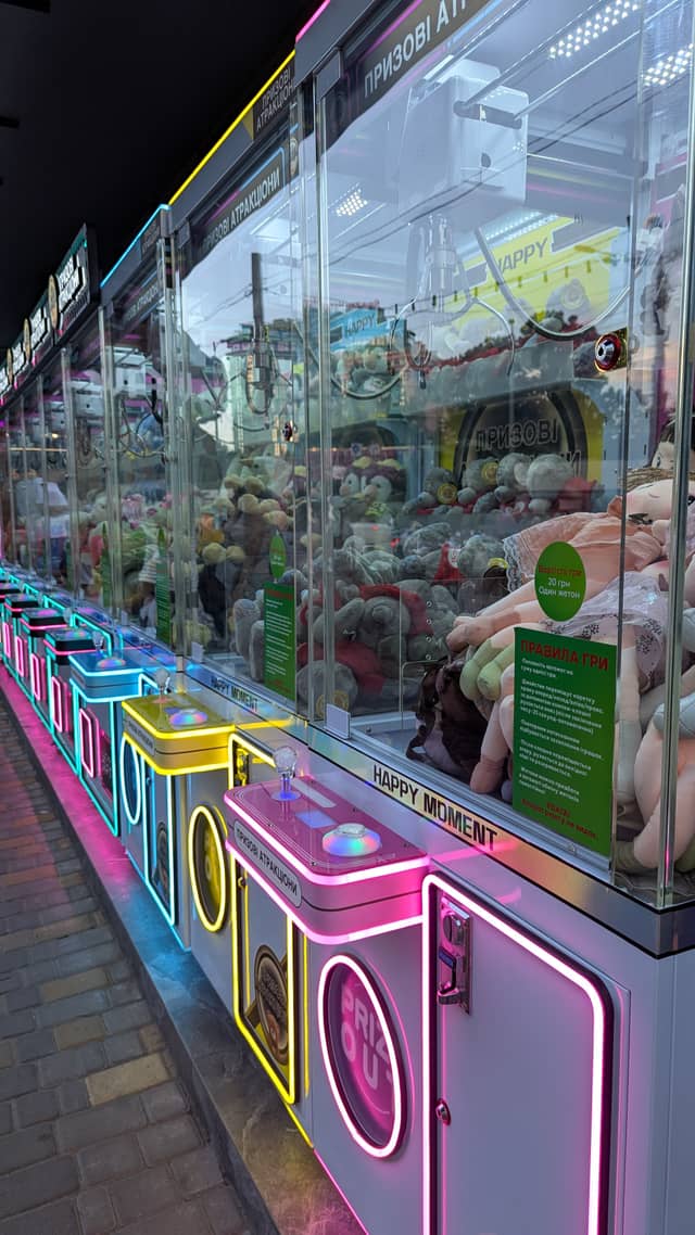 Arcadia Arcade Row - Image 1