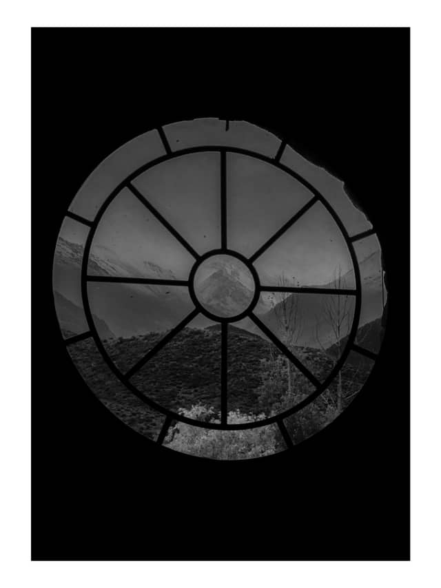 Andean Peak Window View - Image 1